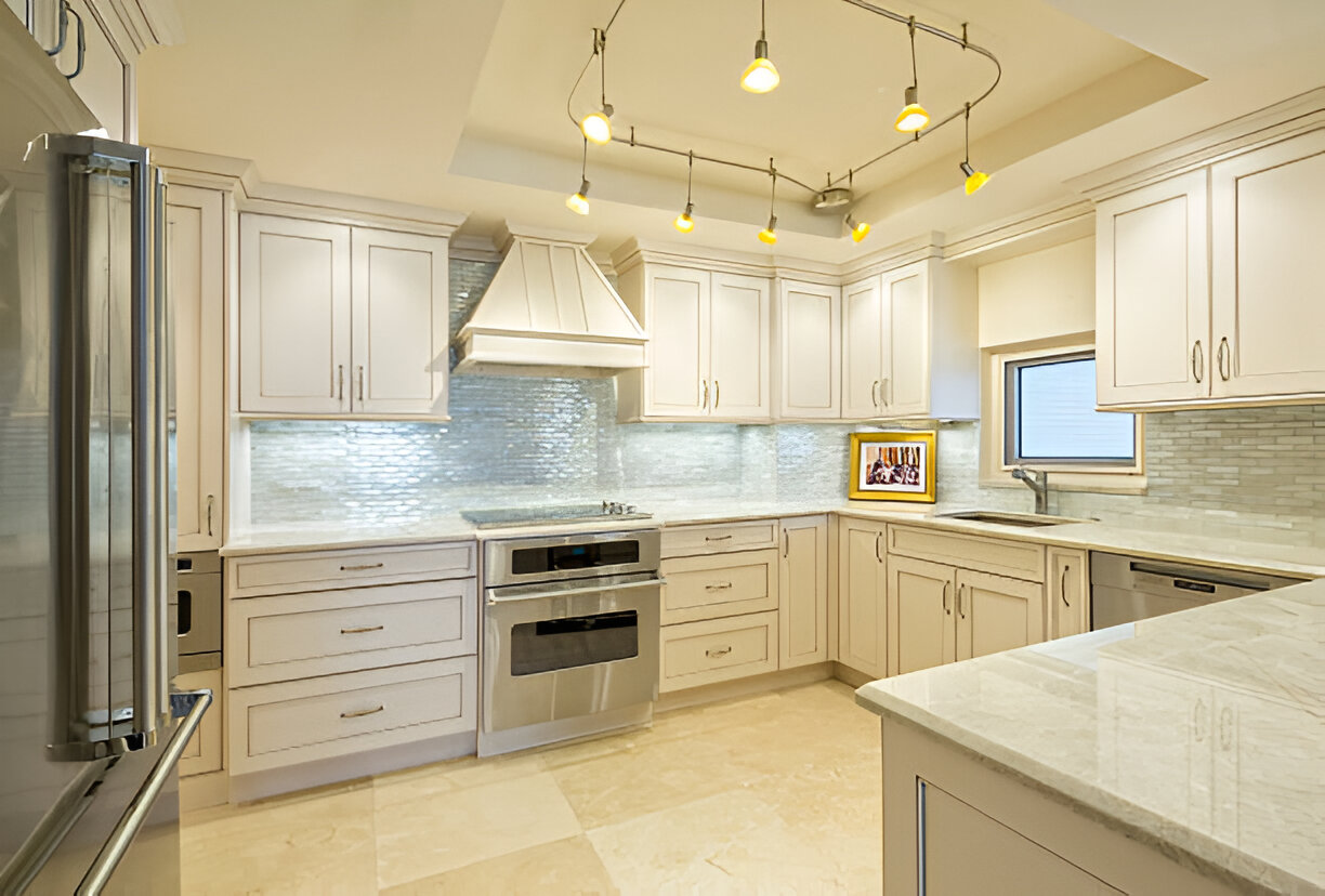 Beautiful Remodeled Kitchen in a Condominium